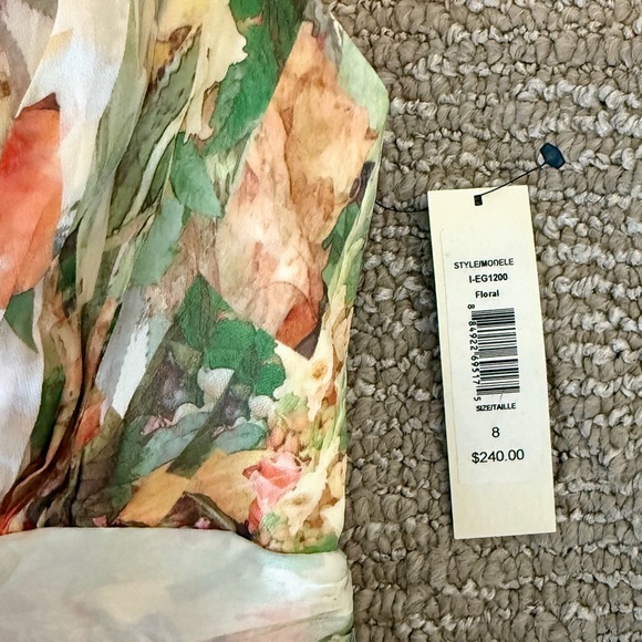 Badgley Mischka Floral Gown - Picture 10 of 10